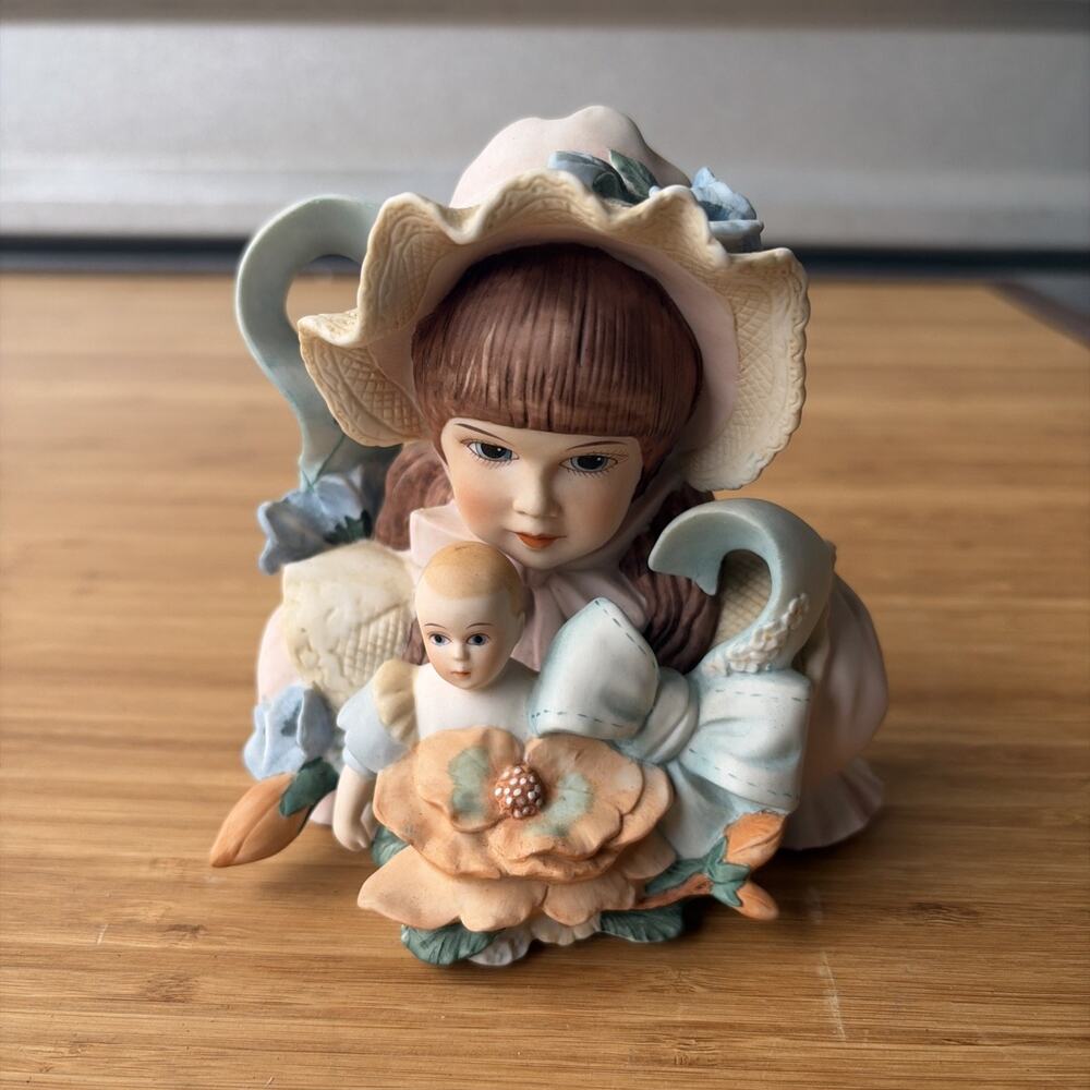 Jan Hagara "Jamie" Figurine Bust. #U34002 1291 Of 7500